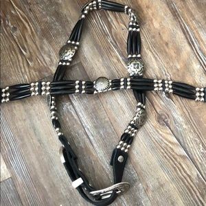 Belt and chocker set